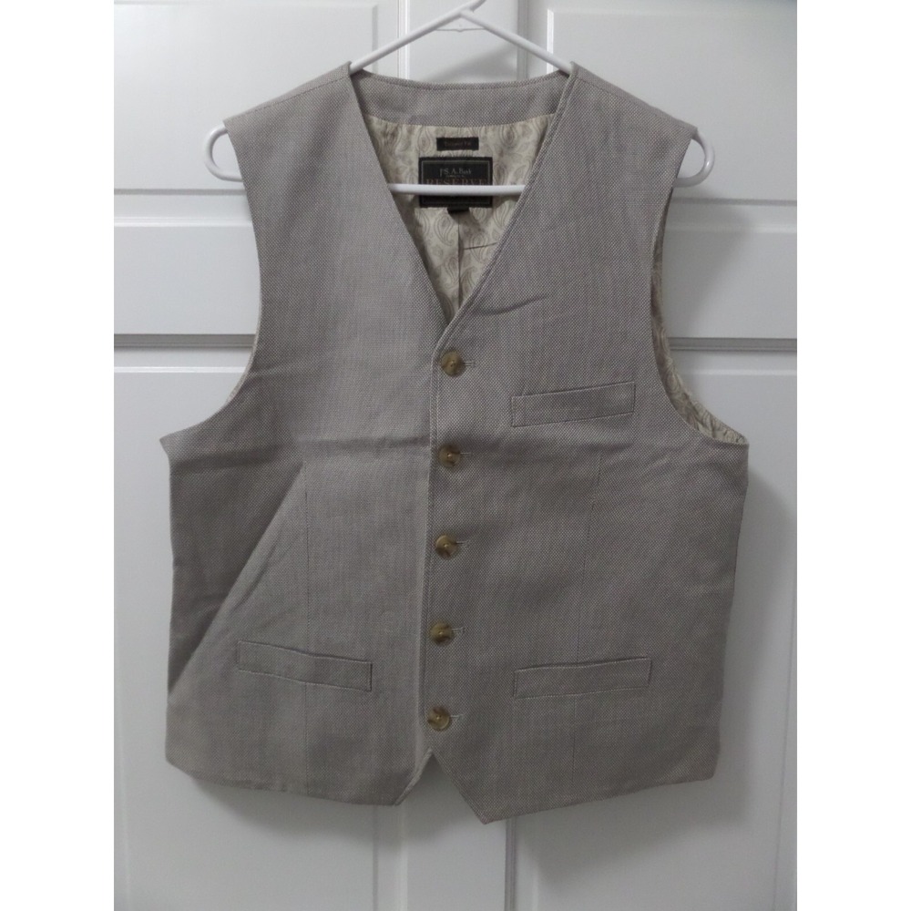 Men's Medium JoS A Bank Reserve Tailored Fit Vest Tan Beige